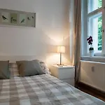 Sunny Apartment In Prenzlauer Berg